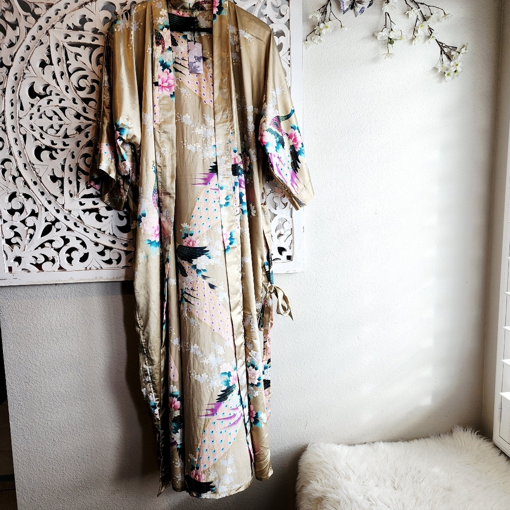 KIM + ONO BLOSSOM & PEACOCKS LONG KIMONO ROBE NWT ONE SIZE - Picture 3 of 16